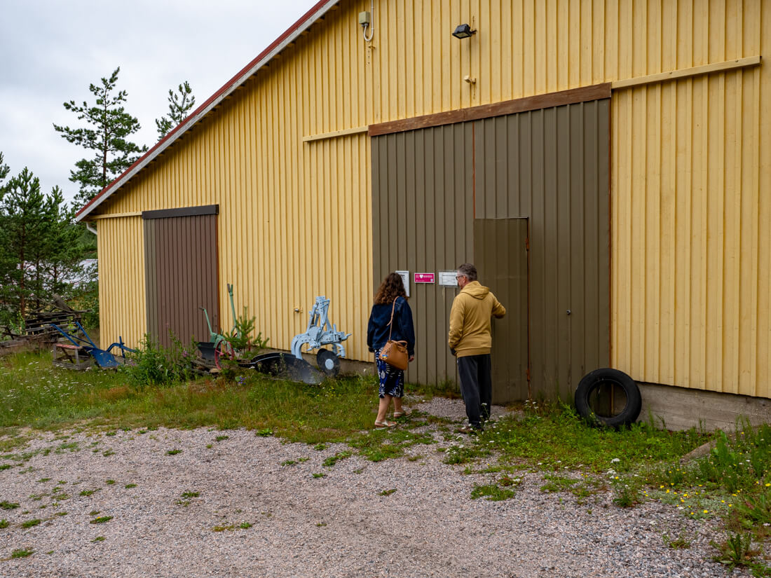 Fagerlundin tratorimuseon rakennus Nauvossa